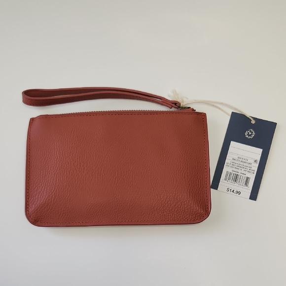 Universal Thread - Picture 2 of 3